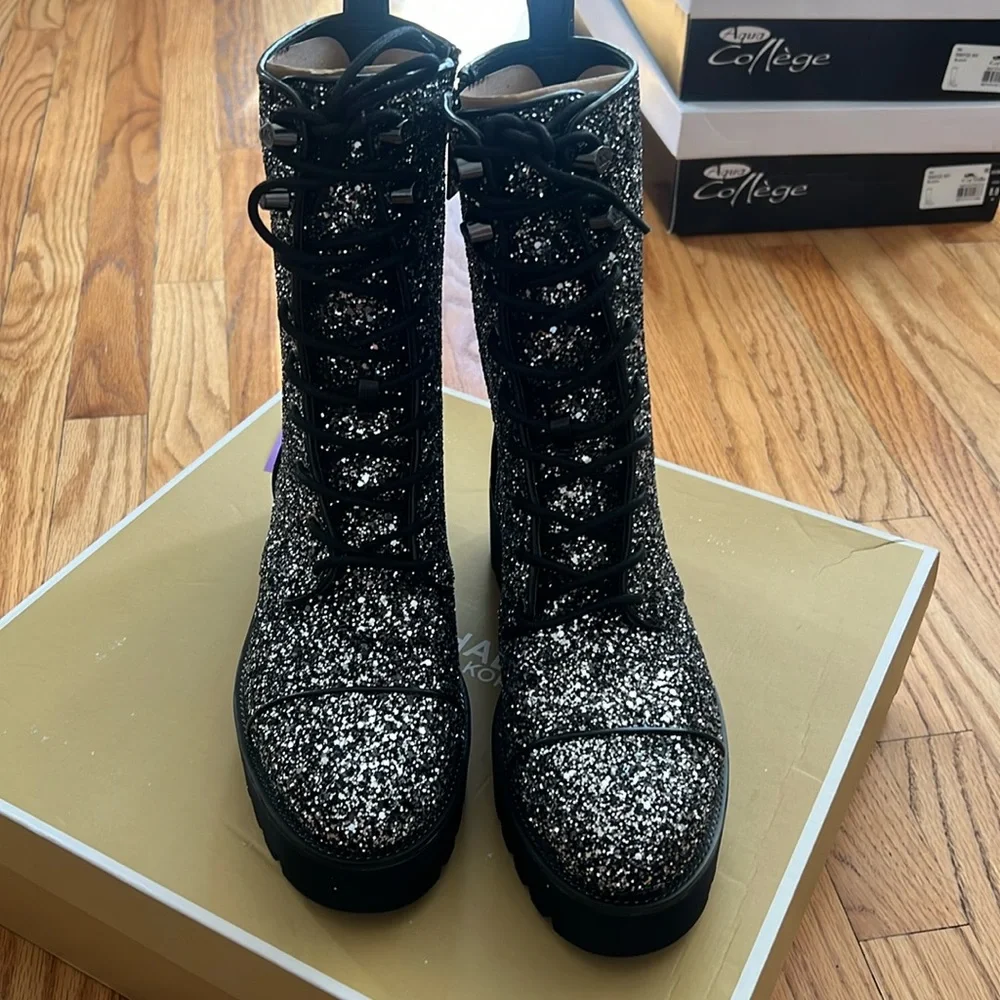 Michael Kors bryce bootie - Picture 2 of 8